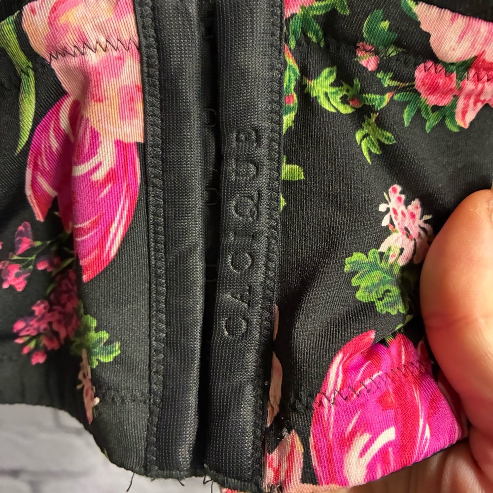 cacique women’s lightly lined‎ balconette bra black floral print lace sz 40H euc - Picture 7 of 10